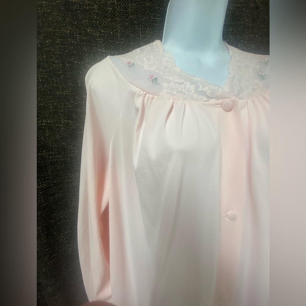 Shadowline Button Front Robe Housecoat - Picture 2 of 13